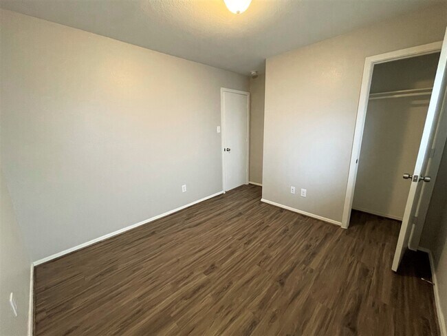 Building Photo - 1603 Nichole Woods Dr