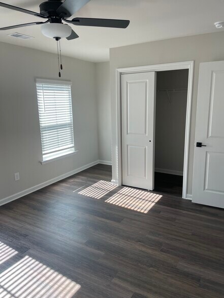 Building Photo - 1221 Pickens St