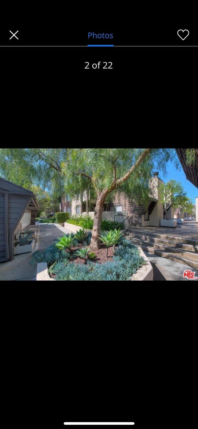 Building Photo - 15050 Sherman Way