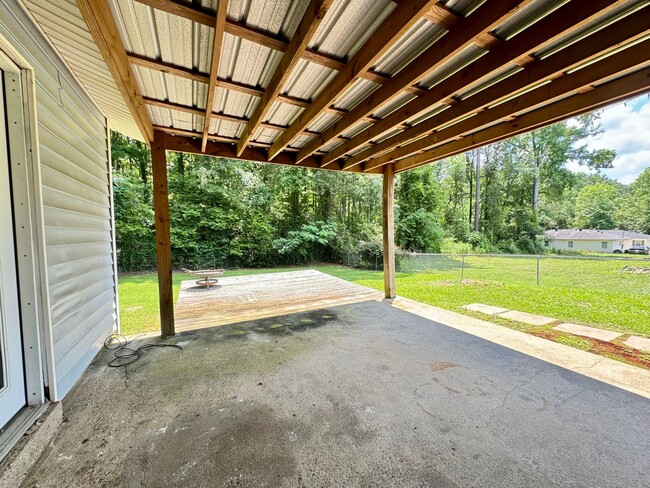 Building Photo - 3 Bed, 1.5 Bath Home in Ruston