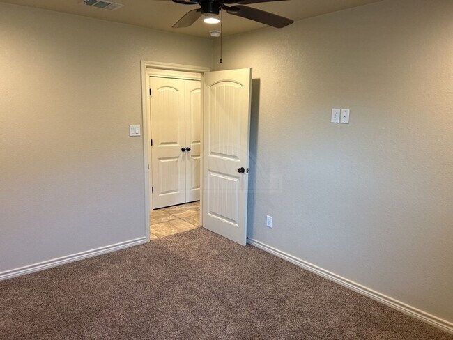 Building Photo - 5908 Cordillera Dr