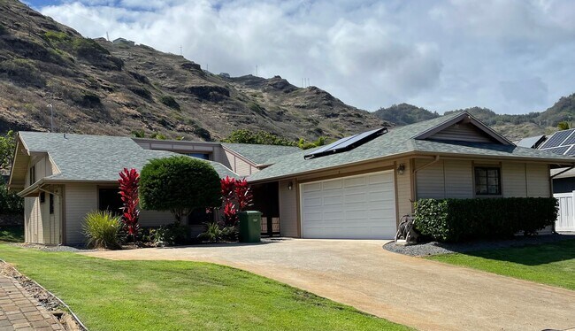 Primary Photo - Hawaii Kai 3 / 2.5 / 2 Single Family Home