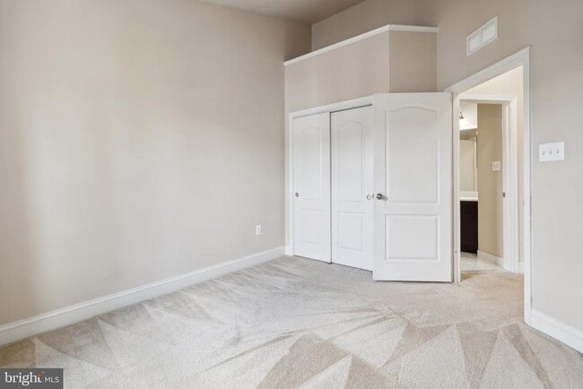 Building Photo - 12709 Horseshoe Bend Cir