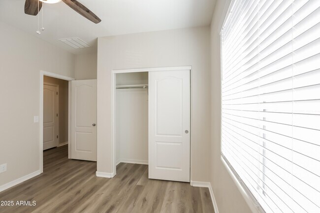 Building Photo - 37682 W Merced St
