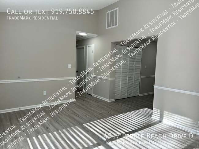 Building Photo - 4917 Pebble Beach Dr
