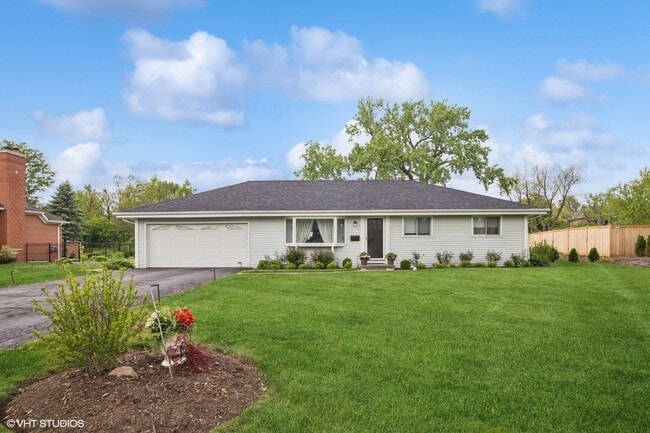 Primary Photo - 2050 Beechnut Rd