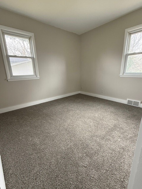 Building Photo - 707 Green Ridge Ave