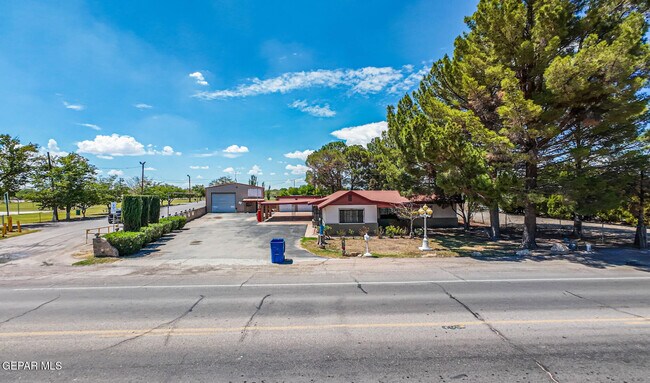 Building Photo - 10650 Socorro Rd