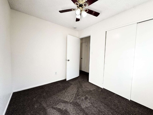 Building Photo - "Spacious 4-Bedroom Home in Yuma with 2 Full Baths!"