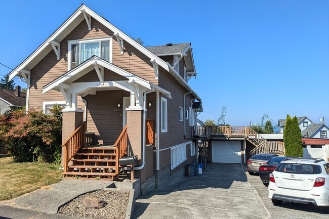 Building Photo - 3022 Federal Ave