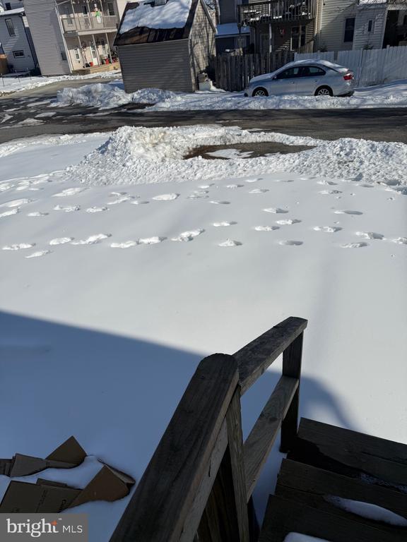 Building Photo - 425 Factory St