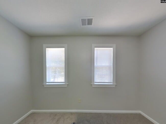 Building Photo - 120 Kenton Dr