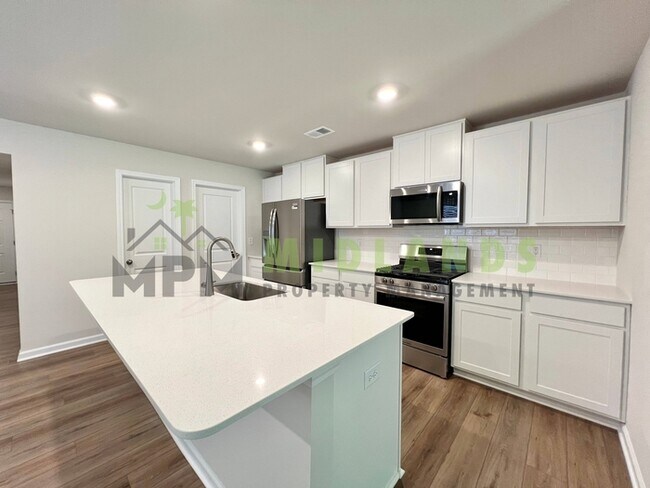 Building Photo - 142 Parkwood Ct