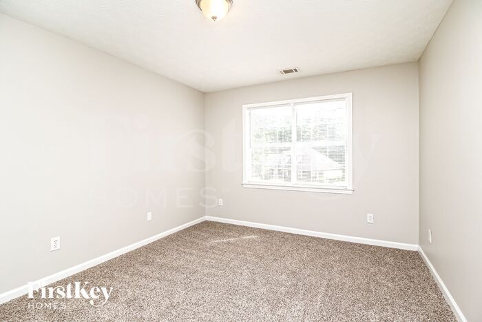 Building Photo - 270 Rosewood Cir