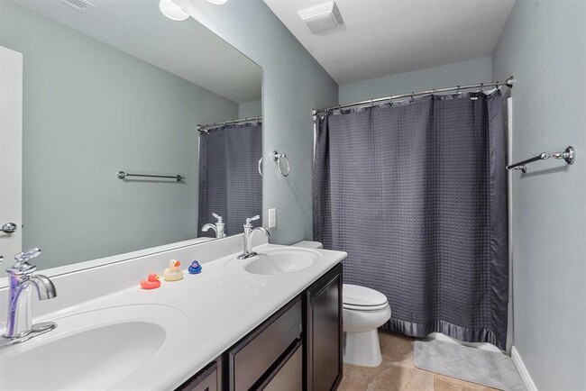 Building Photo - 30 Tidwillow Pl