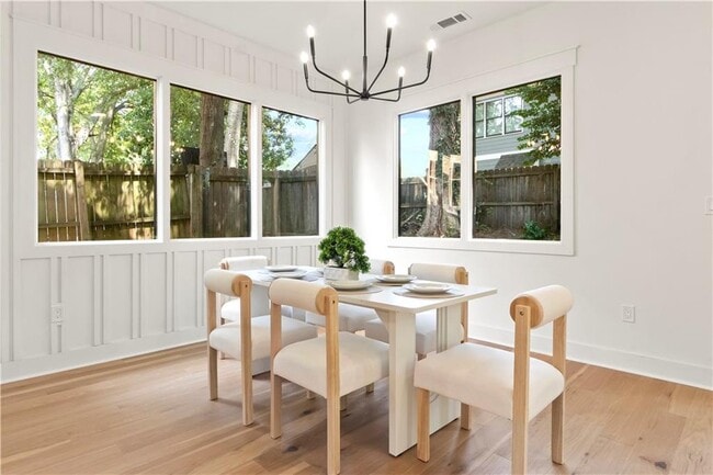 Building Photo - 205 Whitefoord Ave NE