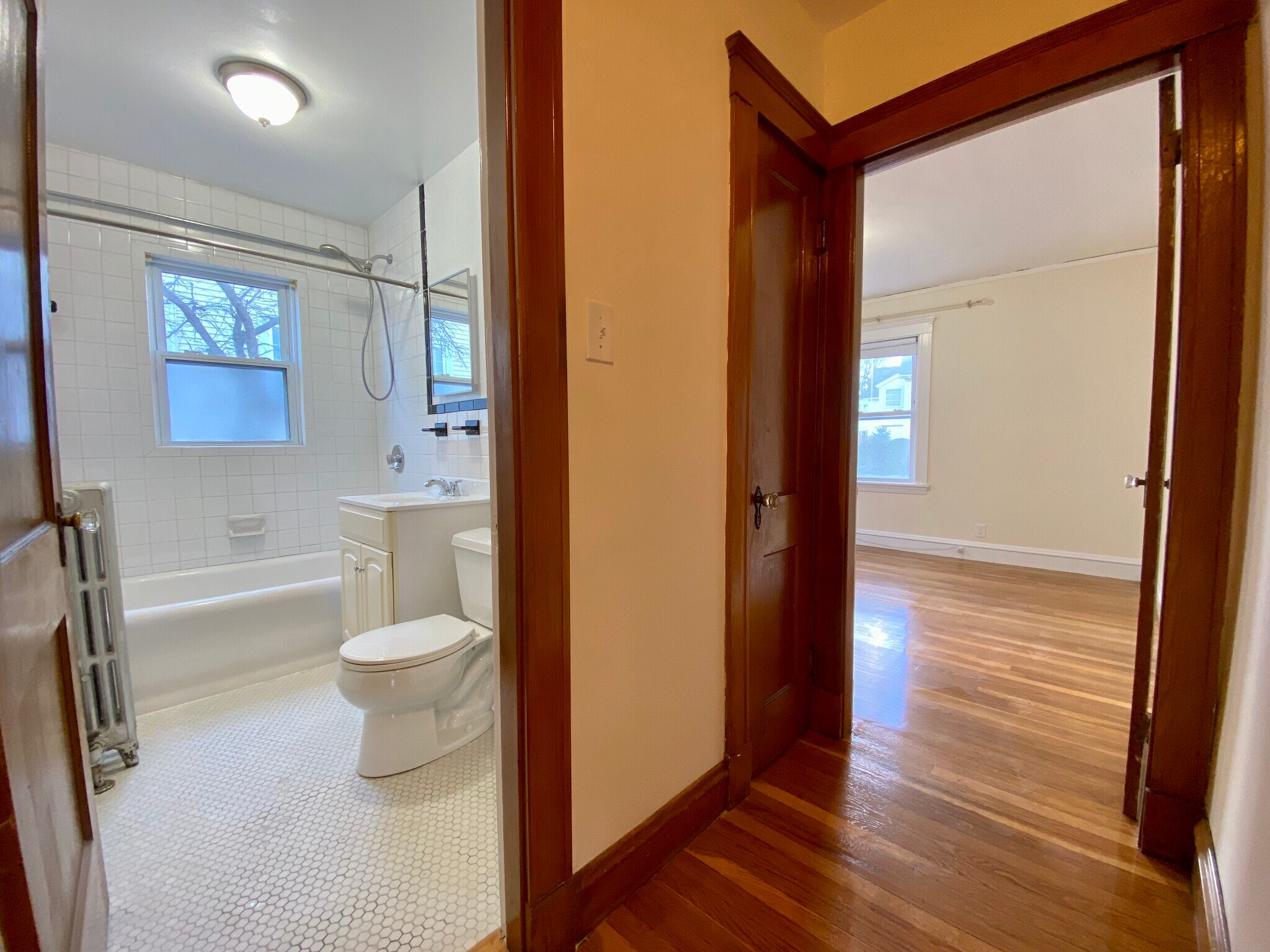 Building Photo - 9 Jonathan St