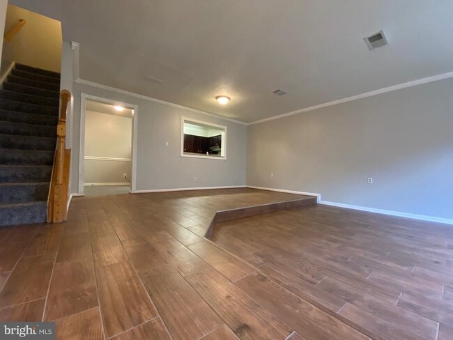 Building Photo - 12625 Kempston Ln