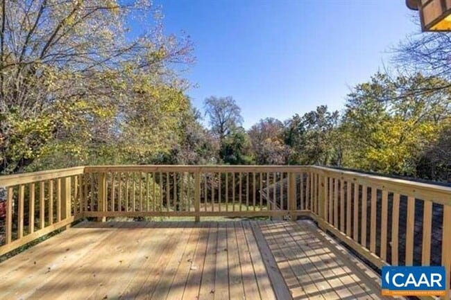 Building Photo - 2308 Center Ave