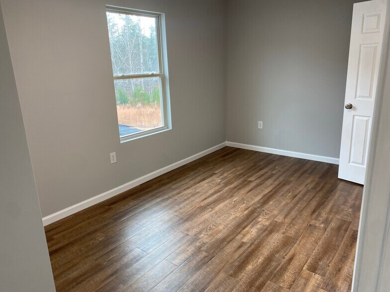 Building Photo - 90 Crabapple Rdg