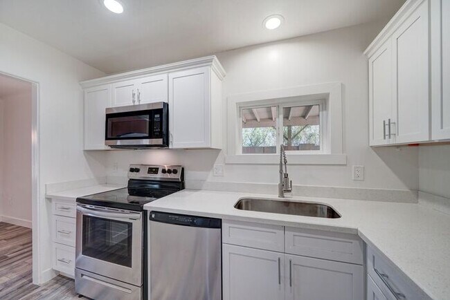 Building Photo - READY TO VIEW NOW! Beautiful Remodeled Home in the Coronado District Area