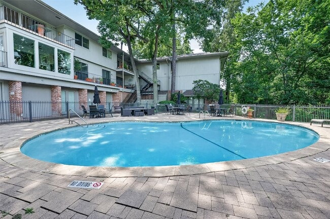 Building Photo - 6466 Bayou Glen Rd