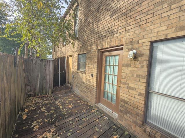 Building Photo - 4825 Diaz Ave