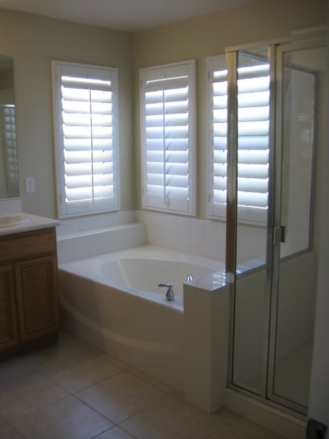 Building Photo - Beautiful, Spacious Four Bedroom + Loft Home in Gated Community!