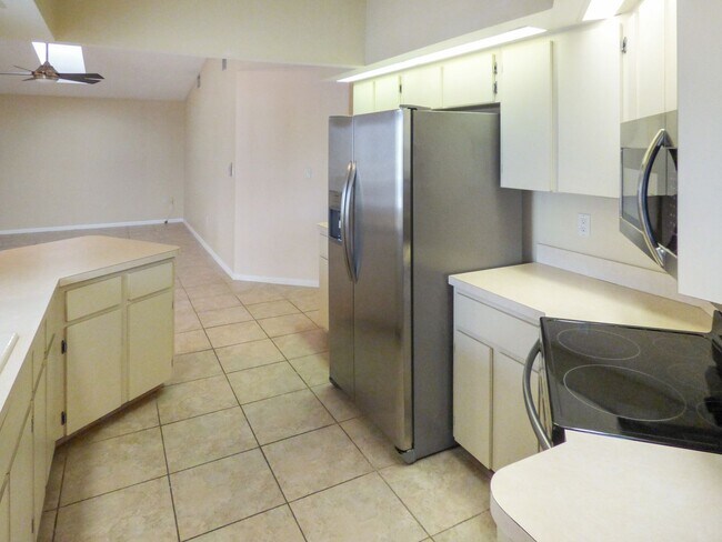 Building Photo - 1438 Sea Fan Dr