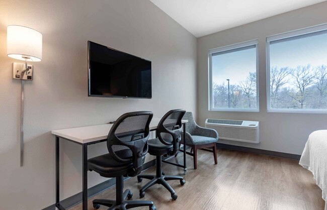 Building Photo - Furnished Studio-Austin - Austin Airport