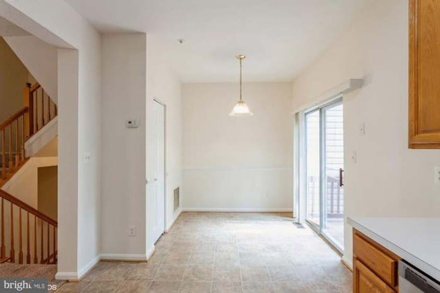 Building Photo - 7836 Canter Ct