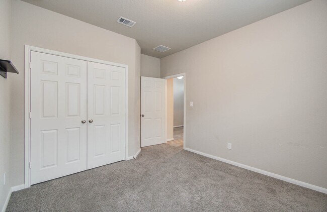 Building Photo - 4603 Bay Vista Dr