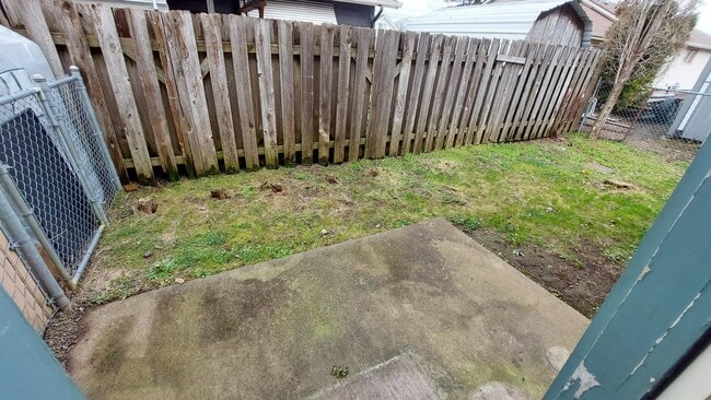 Building Photo - 160 N 7th St