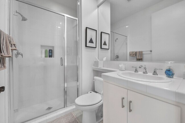 Building Photo - 267 Loch Lomond Rd