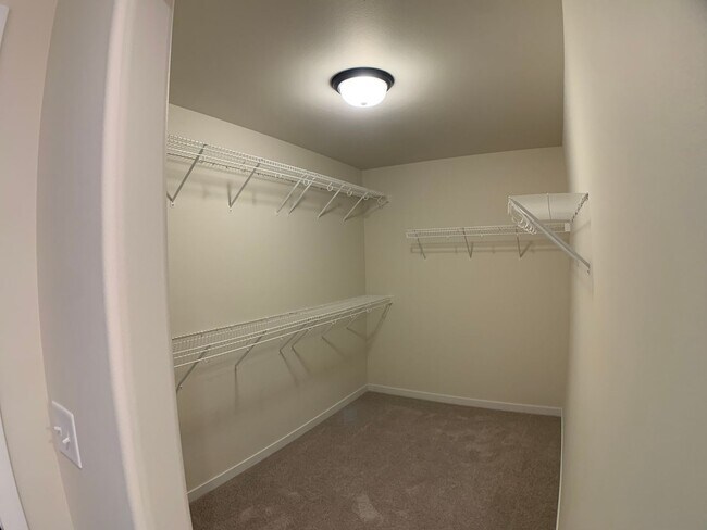 Building Photo - 1360 Goldenwood Dr