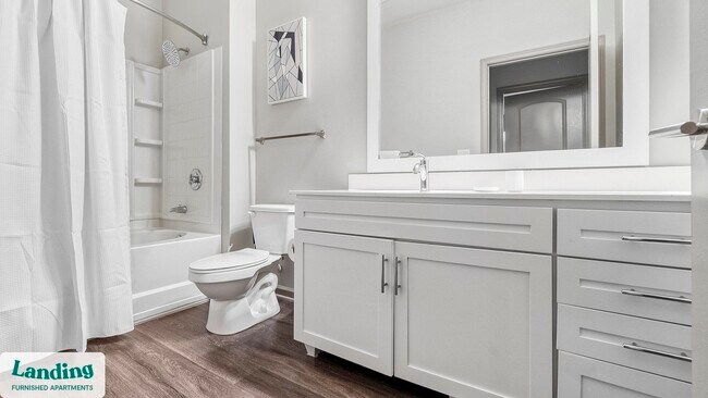 Building Photo - 900 E Six Forks Rd