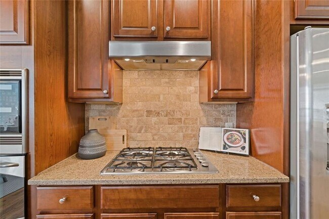 Building Photo - 2763 Durham Dr NE