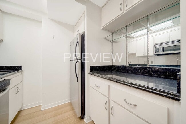 Building Photo - NOB HILL CONDO FOR RENT - $2,200/mo