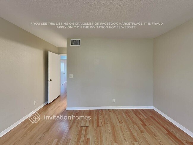 Building Photo - 2440 Cordoba Bend