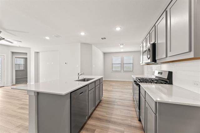 Building Photo - 1102 Butterfly Dl Dr