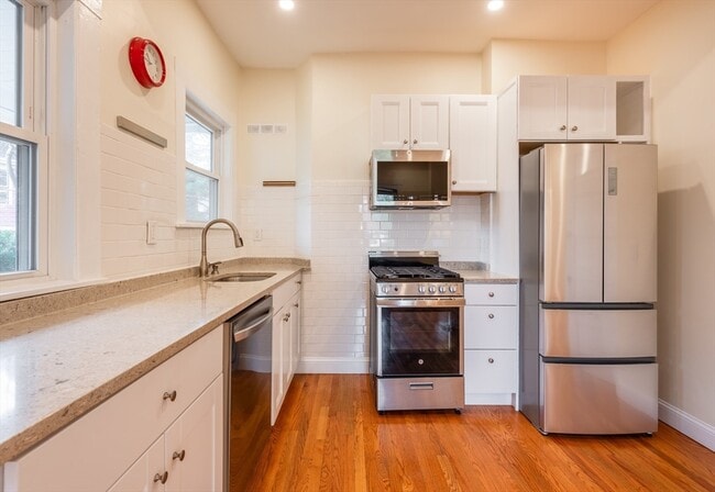 Building Photo - 12 Rindge Ave