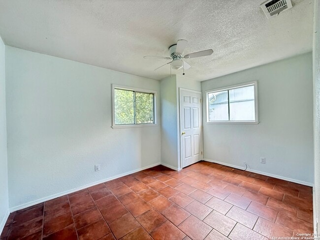 Building Photo - 230 S San Gabriel Ave