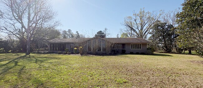 Building Photo - 189 Pinmar Ln