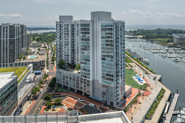 Building Photo - Beacon Harbor Point