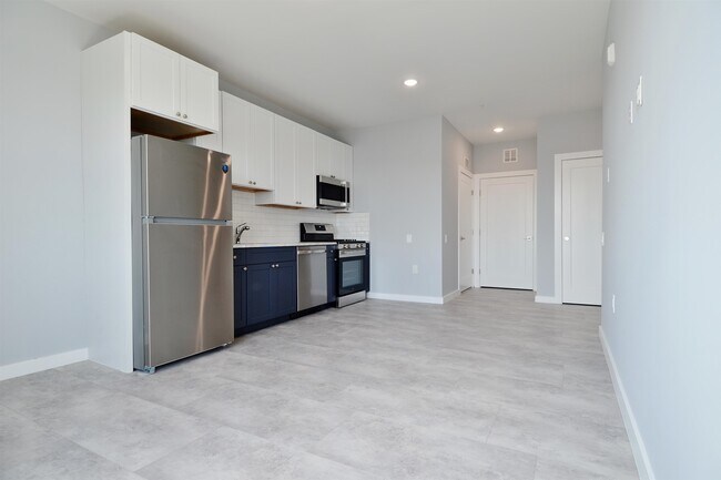 Building Photo - 82-84 E 31ST St