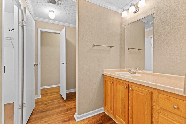 Building Photo - 11784 FM Rd 16