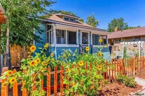 Building Photo - 529 Rudd Ave