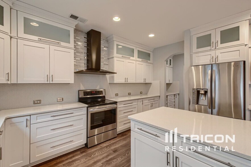 Building Photo - 428 Castlebury Ct