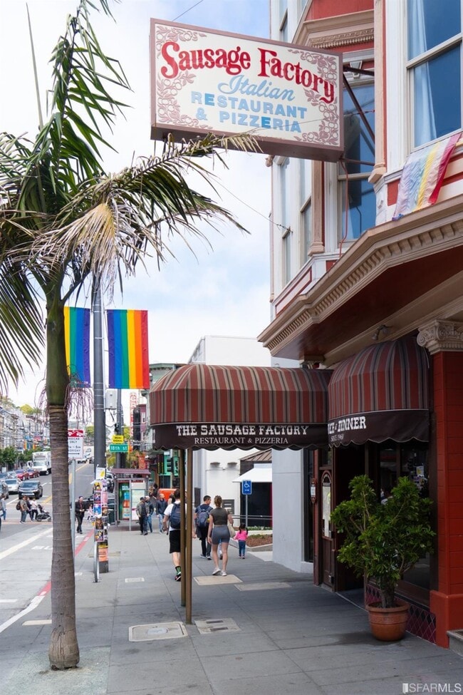 Building Photo - 3264 Market St