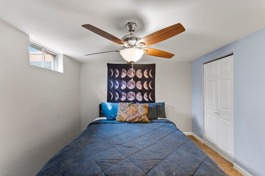 Building Photo - 2628 Green Ridge Dr